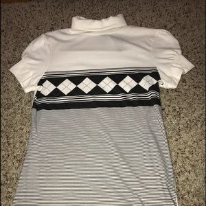 Short Sleeve White+Black Turtleneck